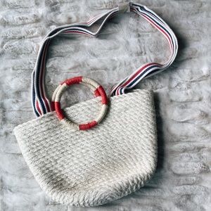 NWT Gap Woven Straw Bucket Bag